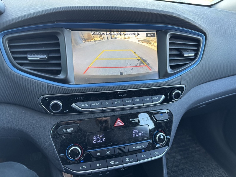 Hyundai IONIQ plug-in vaihtoauto