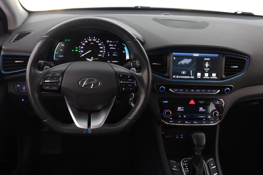 Hyundai IONIQ plug-in vaihtoauto