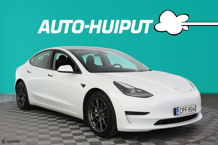 Tesla Model 3 vaihtoauto