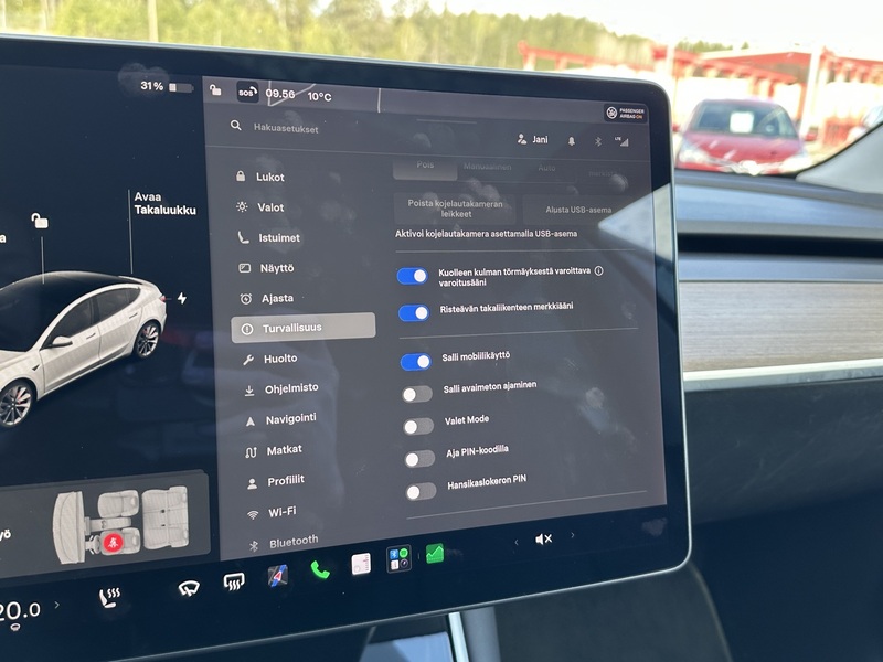 Tesla Model 3 vaihtoauto