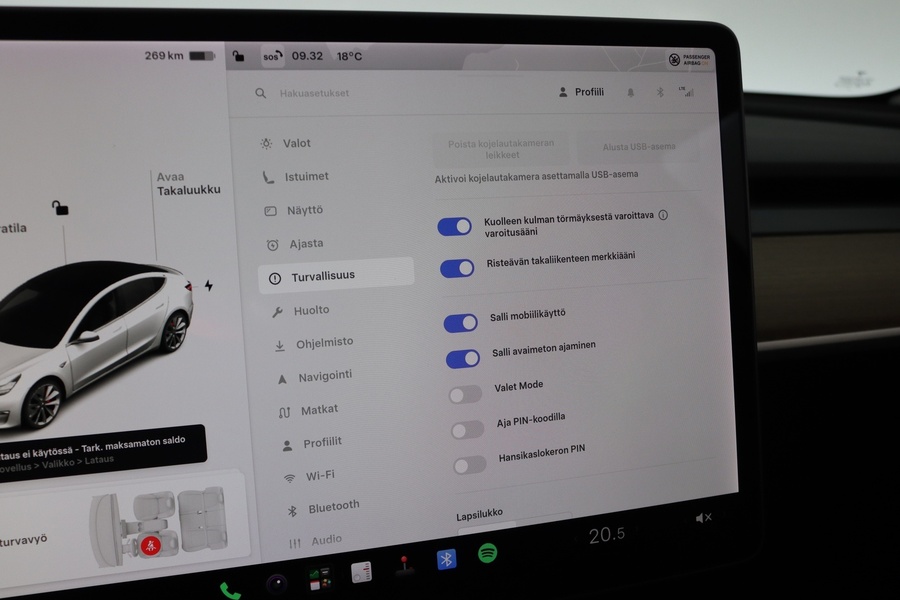 Tesla Model 3 vaihtoauto