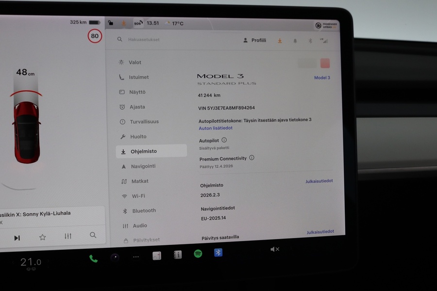 Tesla Model 3 vaihtoauto