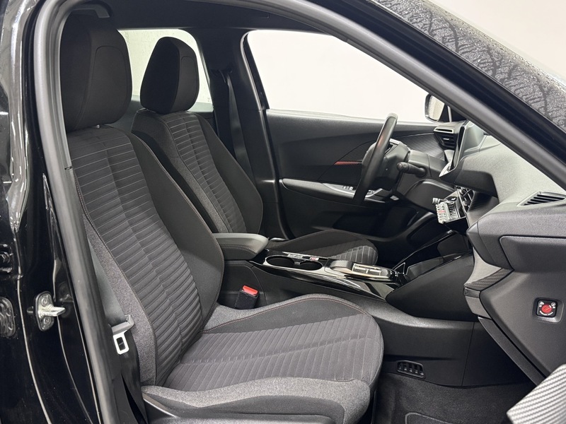 Peugeot e-2008 vaihtoauto