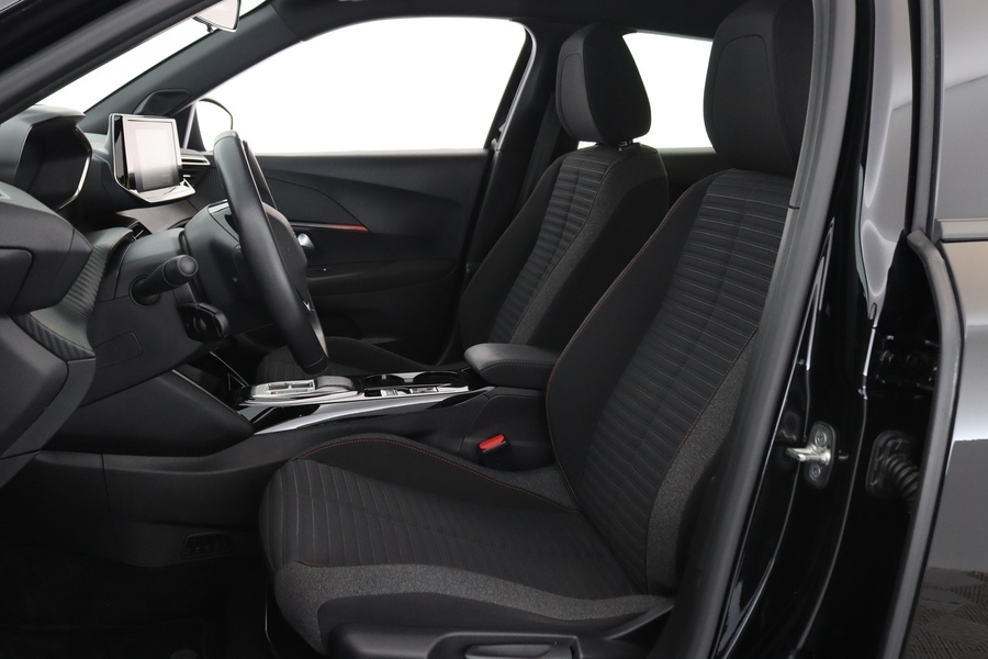 Peugeot e-2008 vaihtoauto