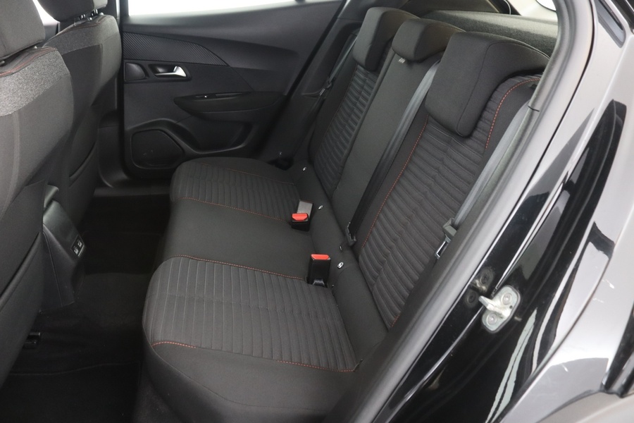 Peugeot e-2008 vaihtoauto