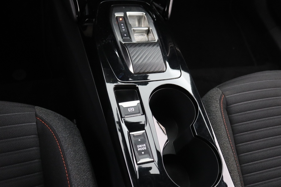 Peugeot e-2008 vaihtoauto