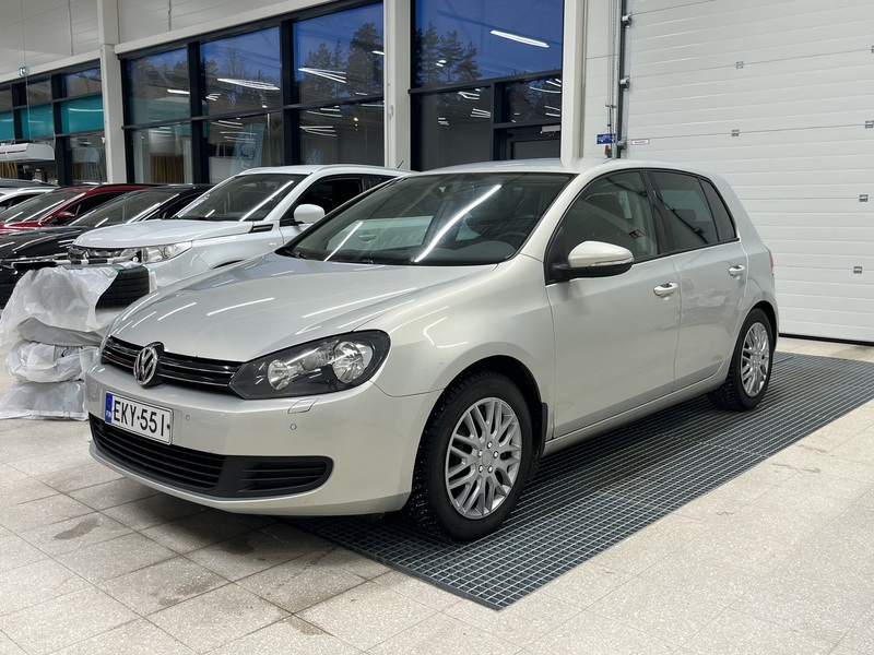 Volkswagen Golf vaihtoauto