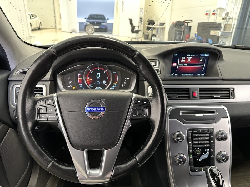 Volvo V70 vaihtoauto