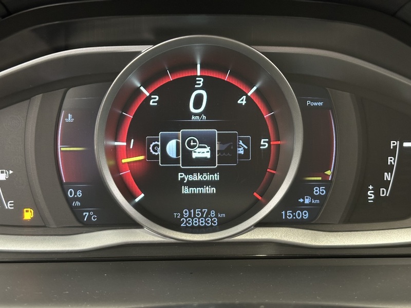 Volvo V70 vaihtoauto