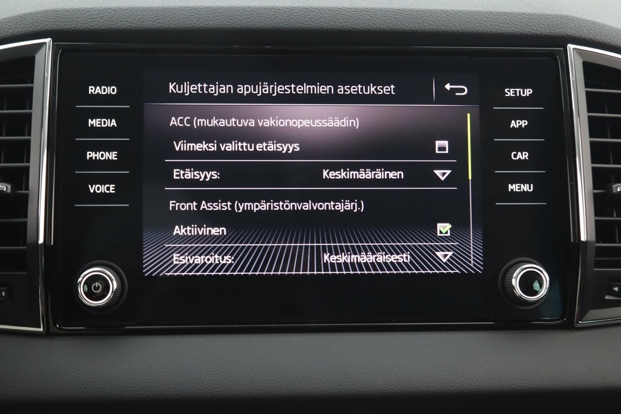 Skoda Karoq vaihtoauto