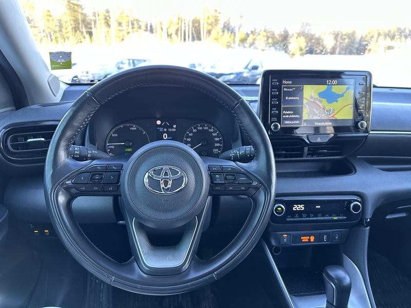 Toyota Yaris vaihtoauto