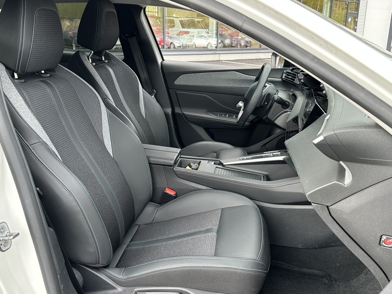 Peugeot 308 vaihtoauto