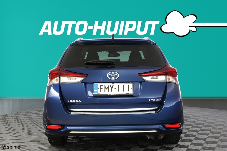 Toyota Auris vaihtoauto