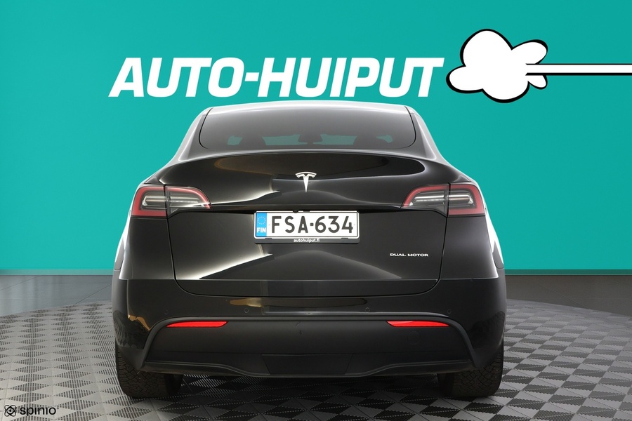 Tesla Model Y vaihtoauto