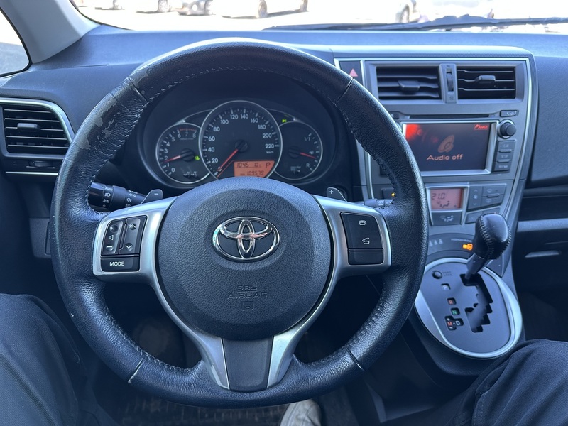 Toyota Verso-S vaihtoauto
