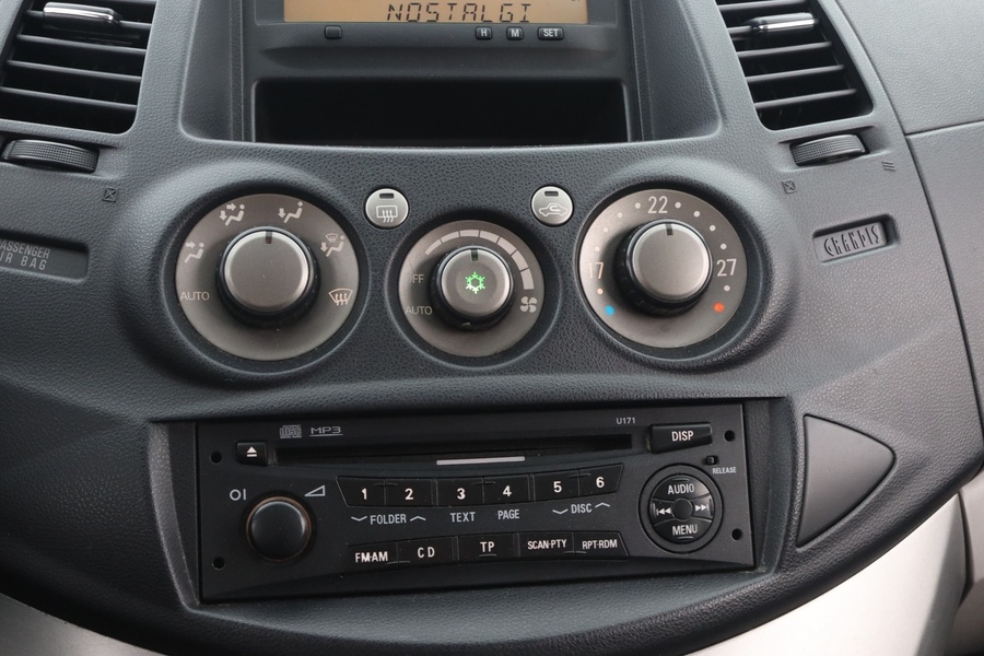 Mitsubishi Grandis vaihtoauto
