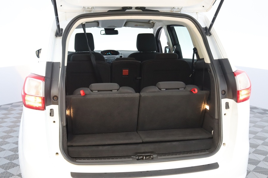 Ford Grand C-MAX vaihtoauto