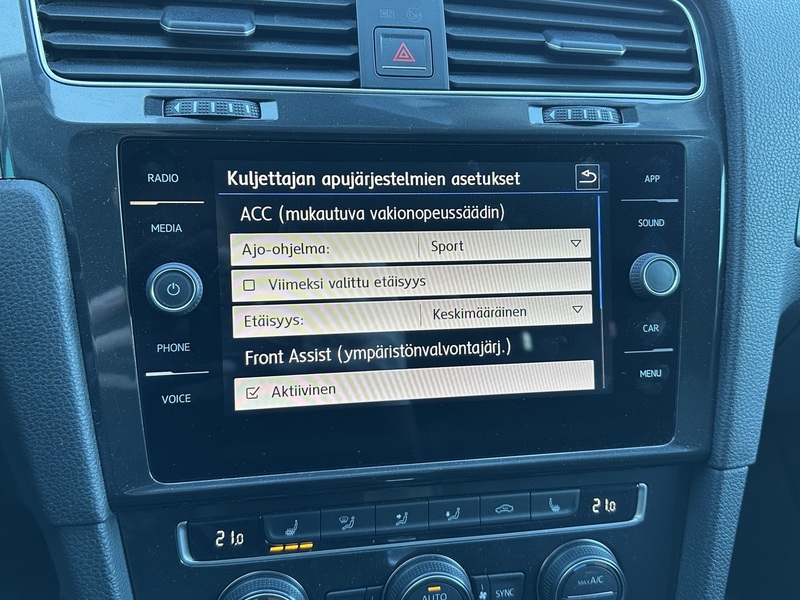 Volkswagen Golf vaihtoauto