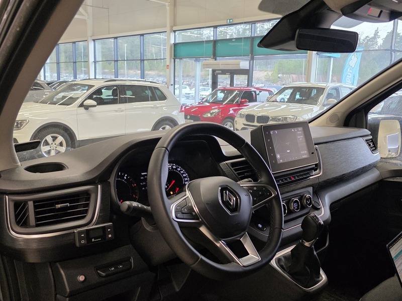 Renault Trafic vaihtoauto