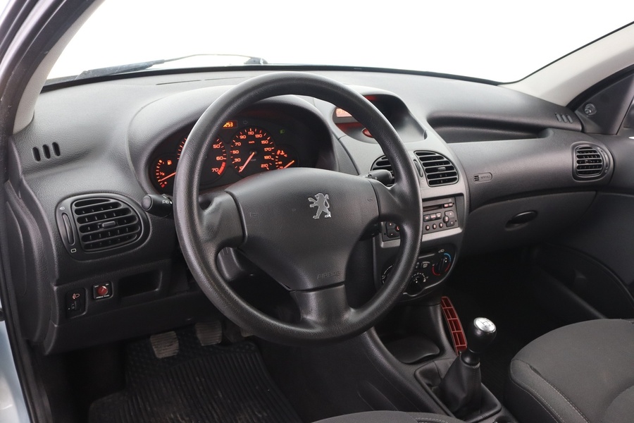 Peugeot 206 vaihtoauto
