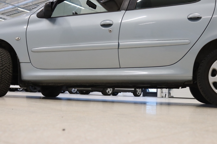 Peugeot 206 vaihtoauto