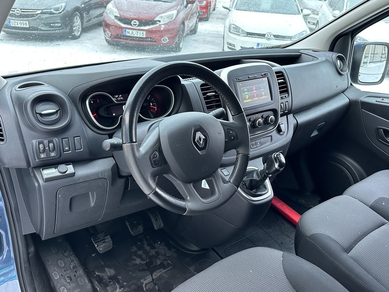 Renault Trafic vaihtoauto