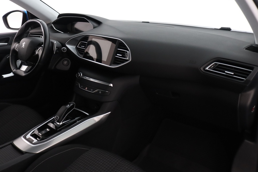 Peugeot 308 vaihtoauto