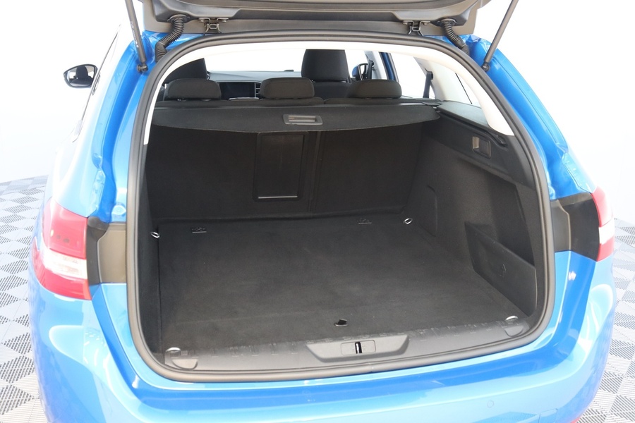 Peugeot 308 vaihtoauto