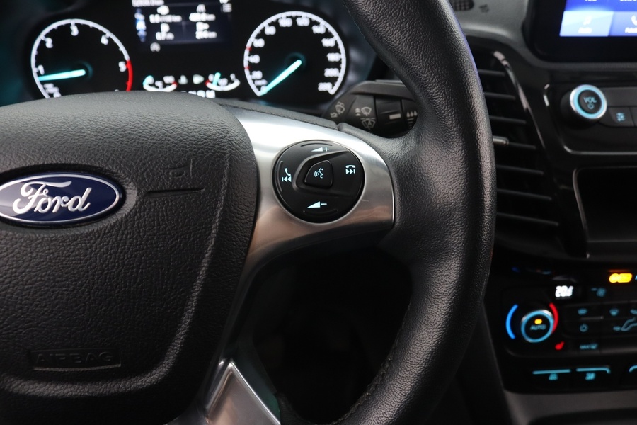 Ford Transit Connect vaihtoauto