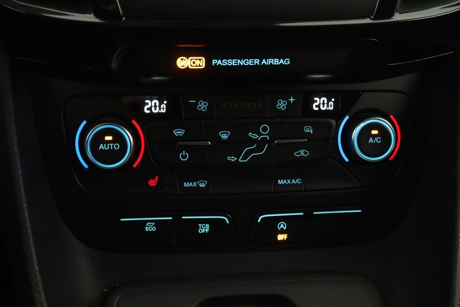 Ford Transit Connect vaihtoauto