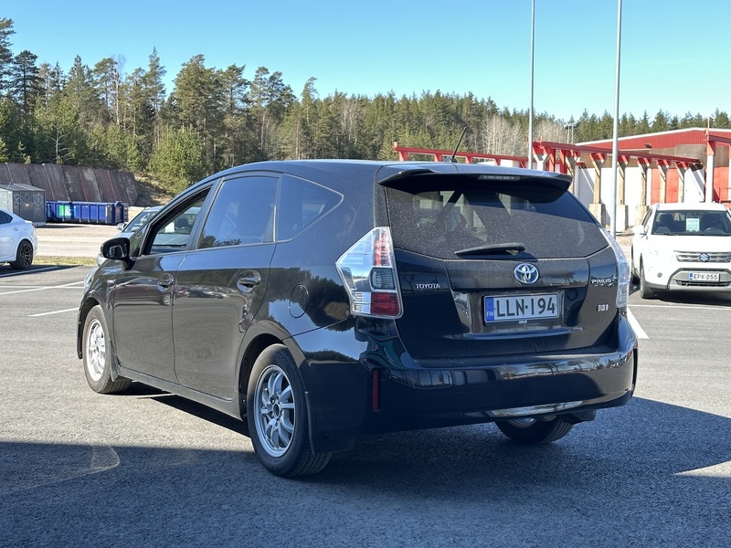 Toyota Prius+ vaihtoauto