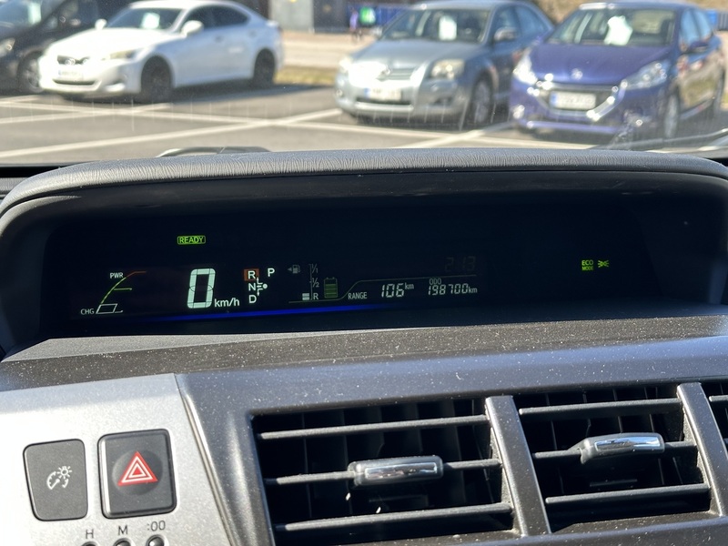 Toyota Prius+ vaihtoauto