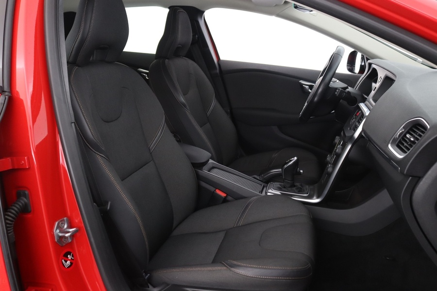 Volvo V40 Cross Country vaihtoauto