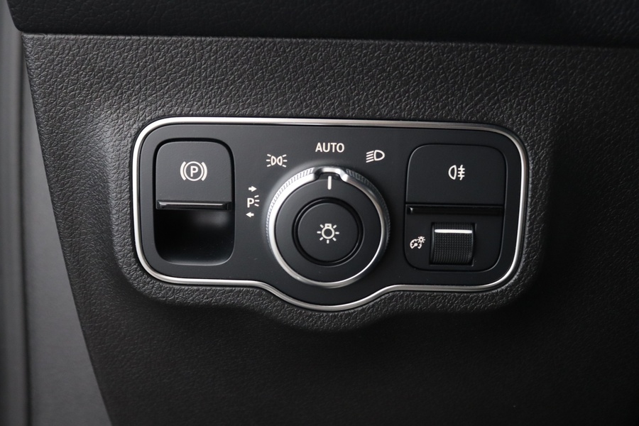 Mercedes-Benz GLB vaihtoauto