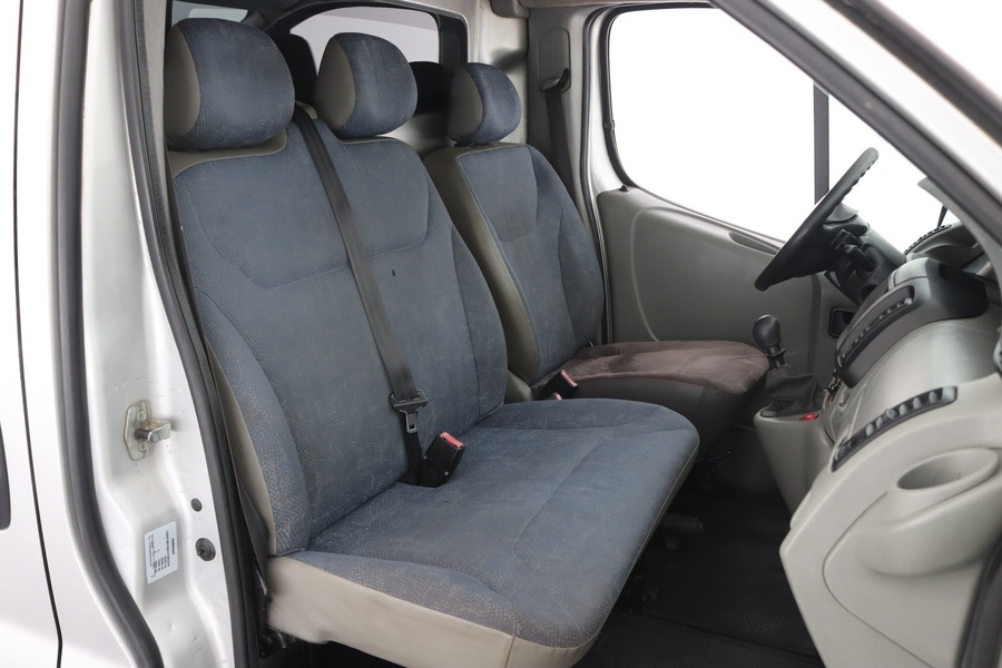Nissan Primastar vaihtoauto