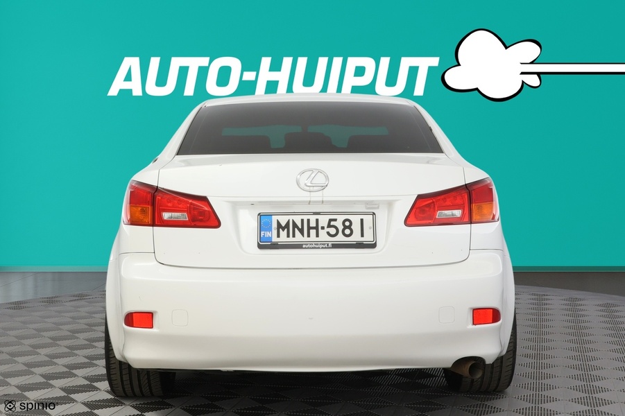 Lexus IS vaihtoauto