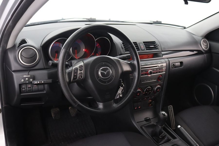 Mazda 3 vaihtoauto