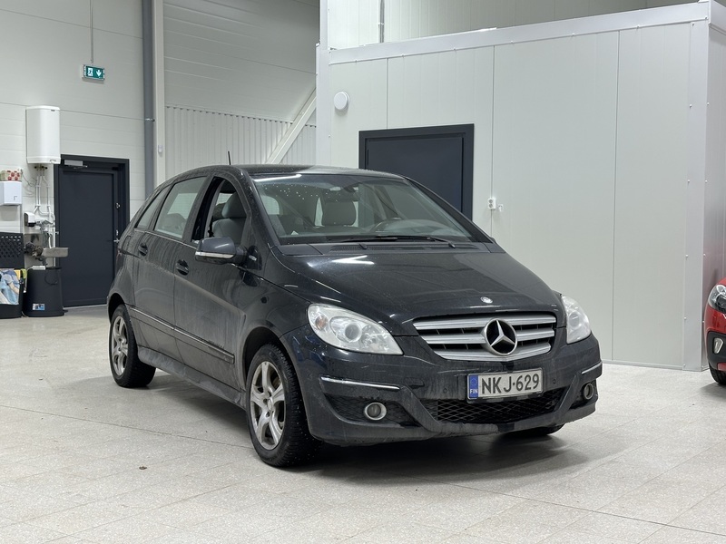 Mercedes-Benz B vaihtoauto