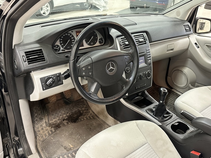 Mercedes-Benz B vaihtoauto