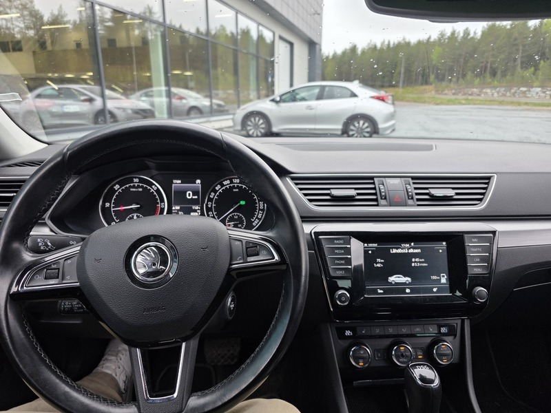 Skoda Superb vaihtoauto