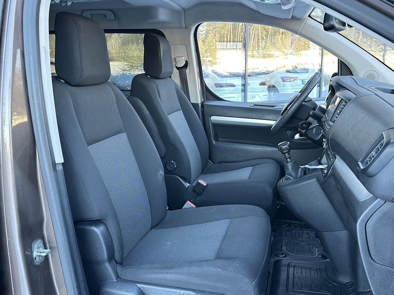 Toyota Proace Verso vaihtoauto