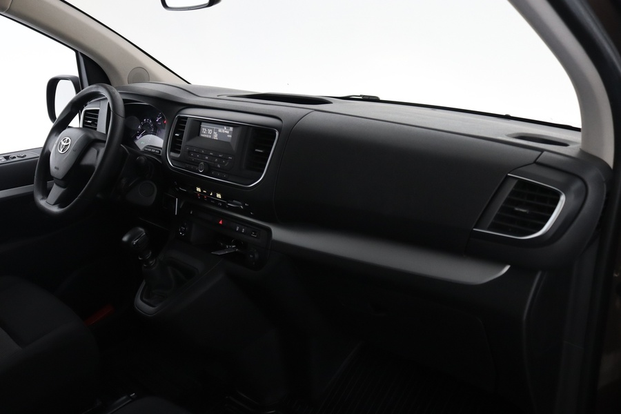 Toyota Proace Verso vaihtoauto