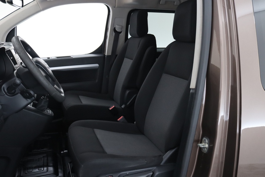 Toyota Proace Verso vaihtoauto