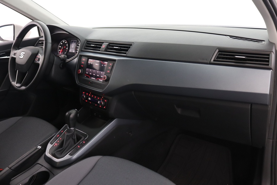 SEAT Arona vaihtoauto