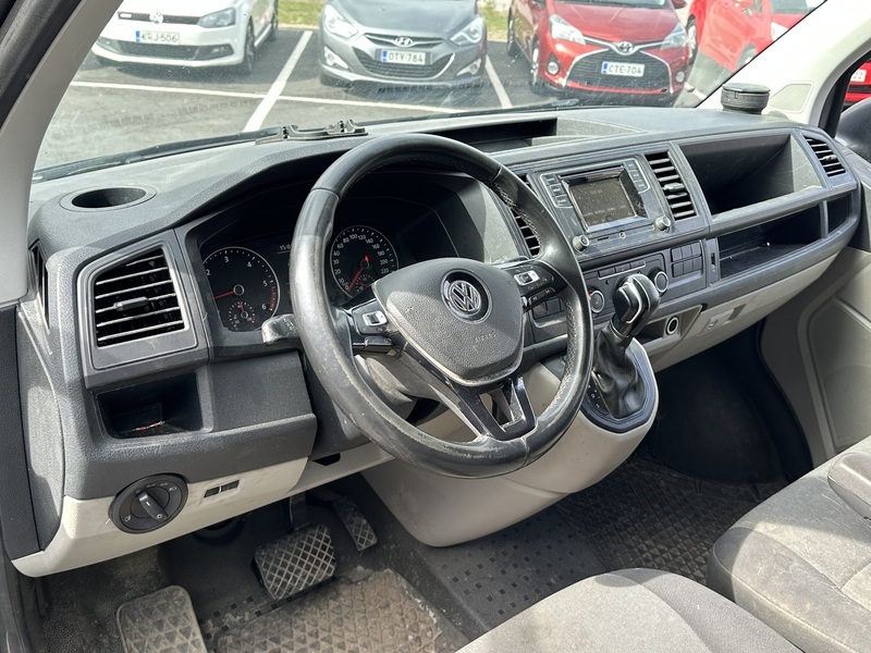 Volkswagen Transporter vaihtoauto