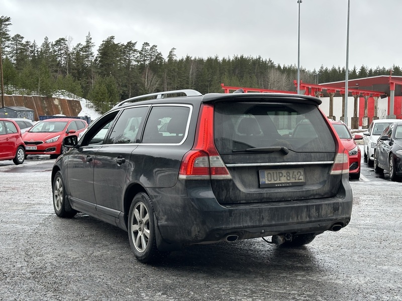 Volvo V70 vaihtoauto