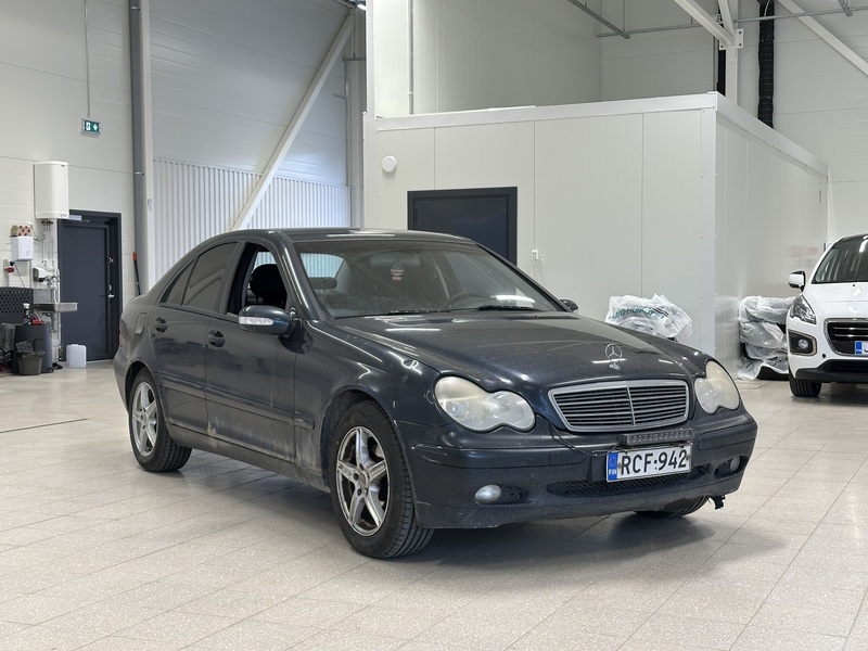Mercedes-Benz C vaihtoauto