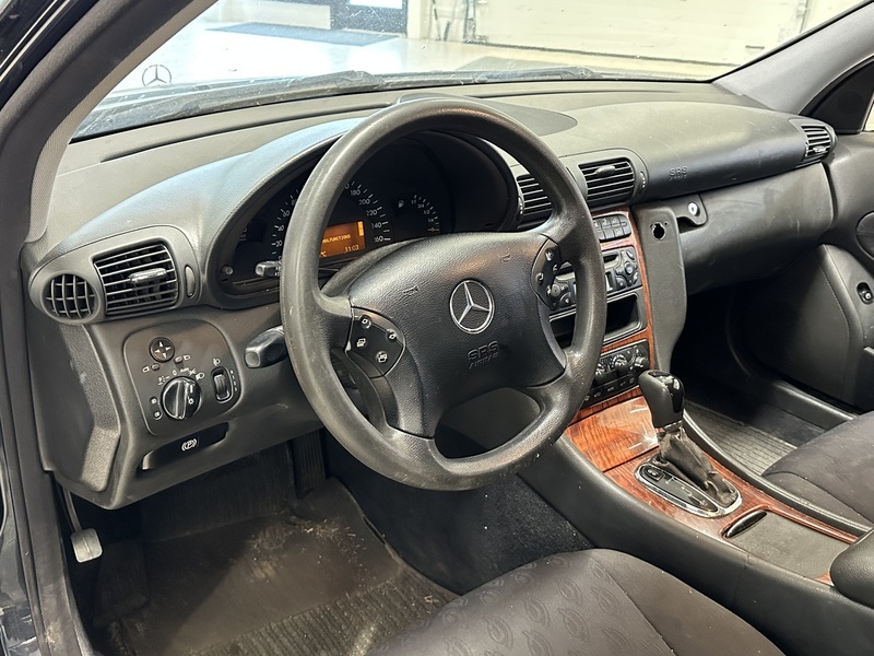 Mercedes-Benz C vaihtoauto
