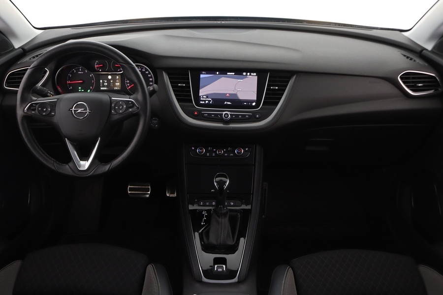 Opel Grandland X vaihtoauto