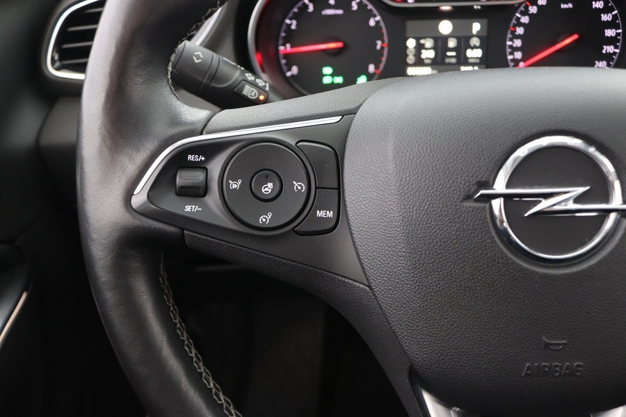 Opel Grandland X vaihtoauto